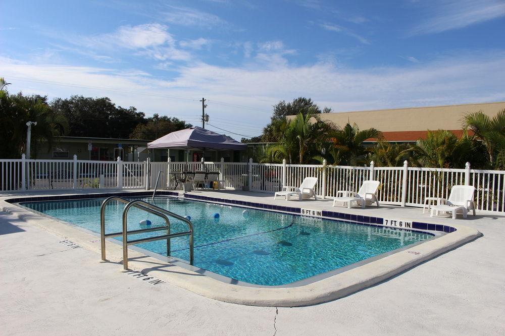 Sunshine & Venice, Florida Motel 2*
